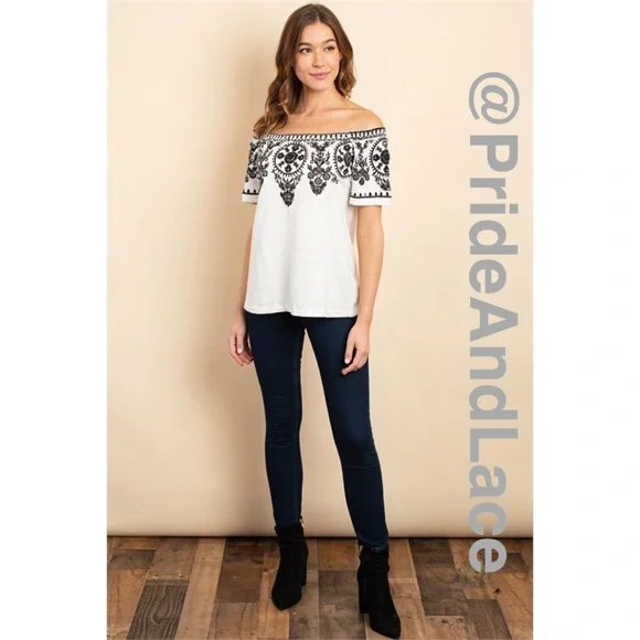 LAST 1️⃣ 🤍IVORY BLACK OFF THE SHOULDER TOP - Picture 4 of 7